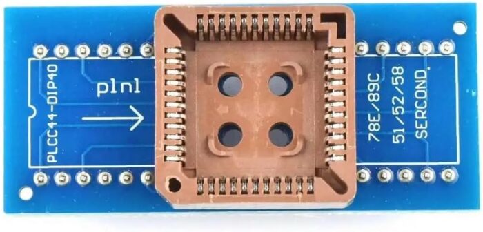 Besomi Electronics PLCC44 to DIP40 IC Adapter Socket - Professional Converter for Interchanging PLCC and DIP Integrated Circuits - Ideal for Versatile Electronics Prototyping